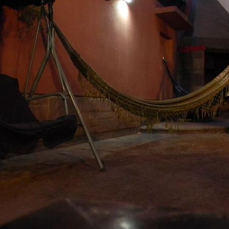 Punto Urbano Hostel Mendoza Luaran gambar
