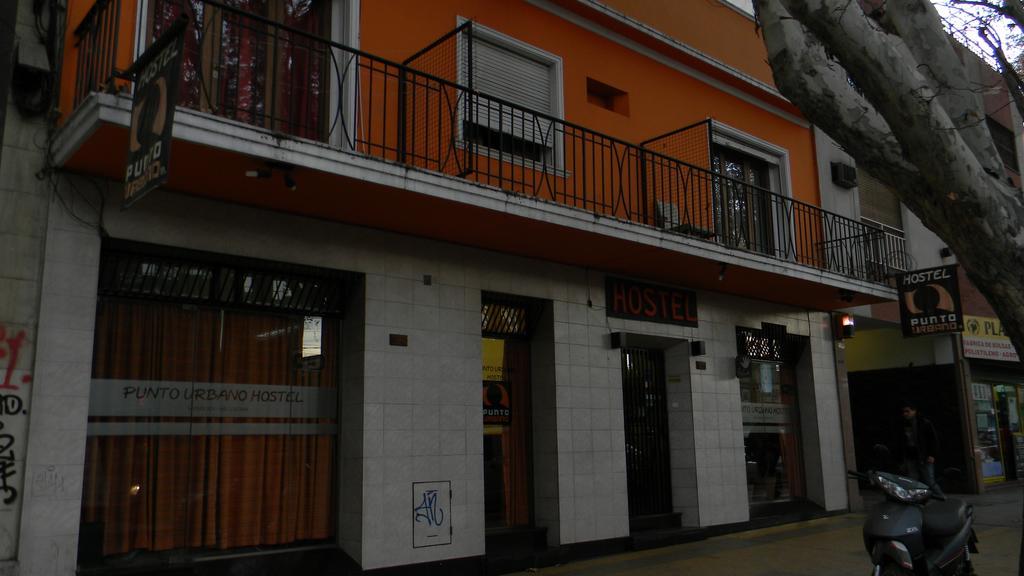 Punto Urbano Hostel Mendoza Luaran gambar