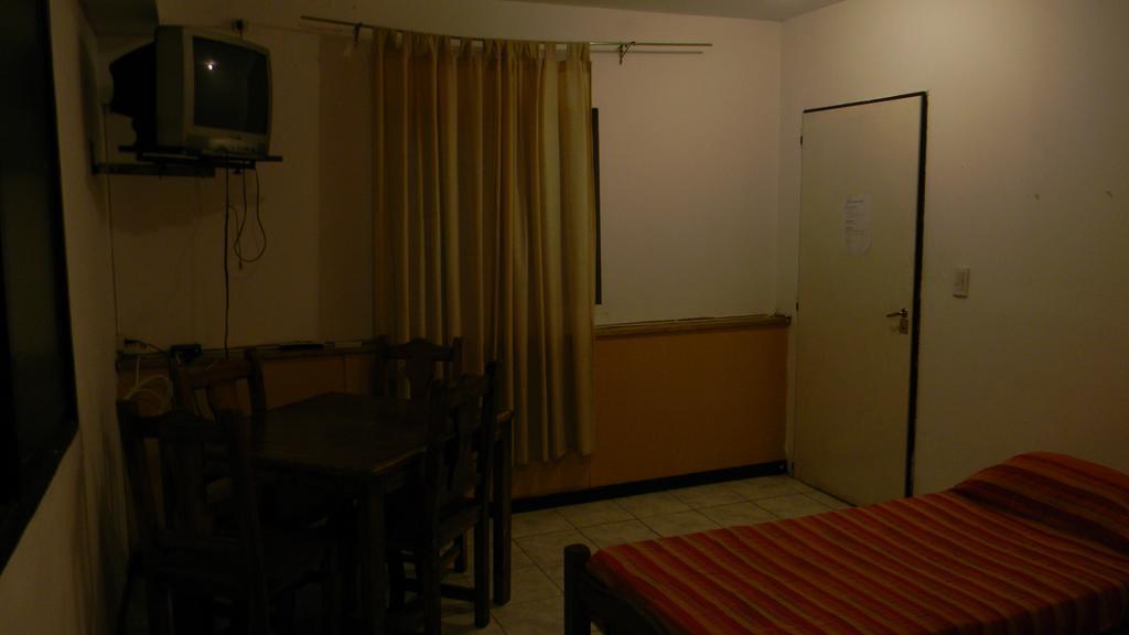 Punto Urbano Hostel Mendoza Bilik gambar
