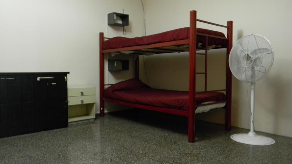 Punto Urbano Hostel Mendoza Bilik gambar