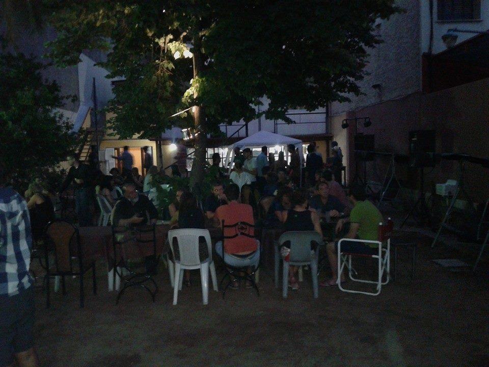 Punto Urbano Hostel Mendoza Luaran gambar